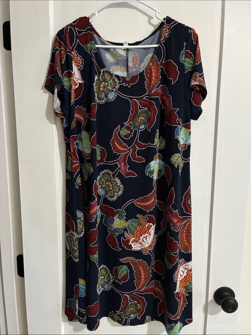 Multi color cap sleeve knee length multi color dress